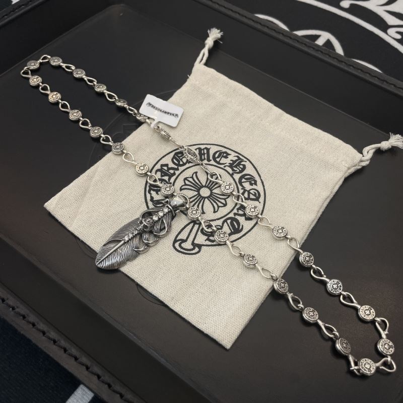 Ch*0me He**ts necklaces